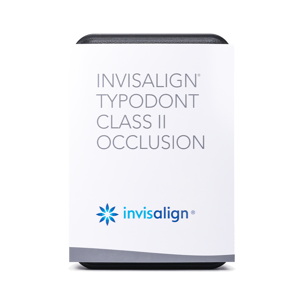 Invisalign™ Typodont, Class II Occlusion